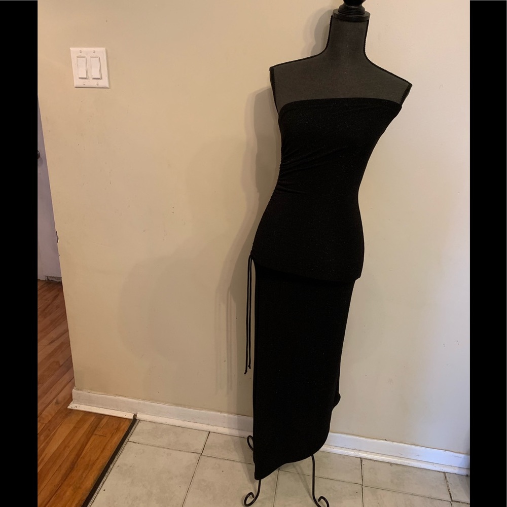 Black fitted strapless dress, preowned